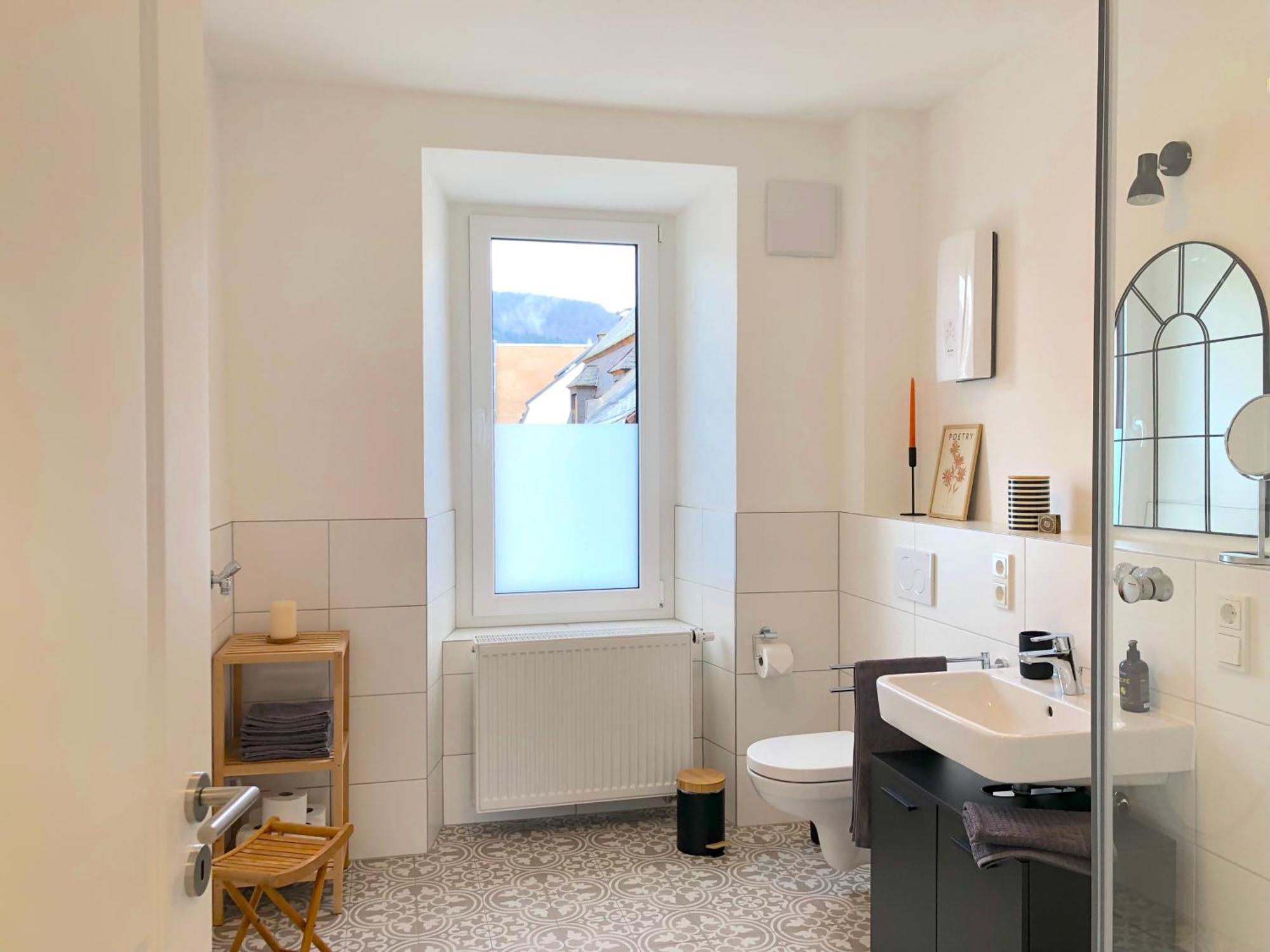 Modernes Apartement Mit Balkon In Toplage! 트라벤트라바흐 외부 사진